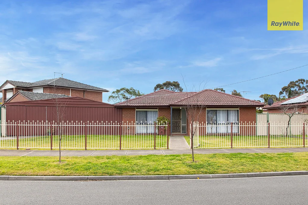 4 Elfin Place, Kings Park, VIC 3021