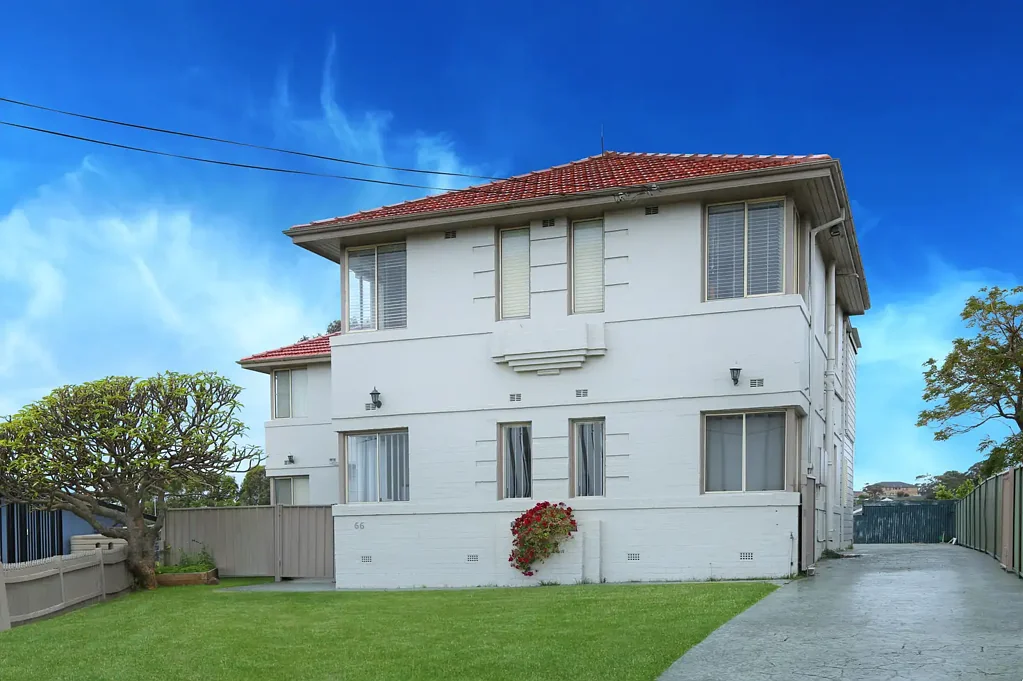 Bright and Spacious 2-Bedroom Unit in a Quiet and Convenient Location