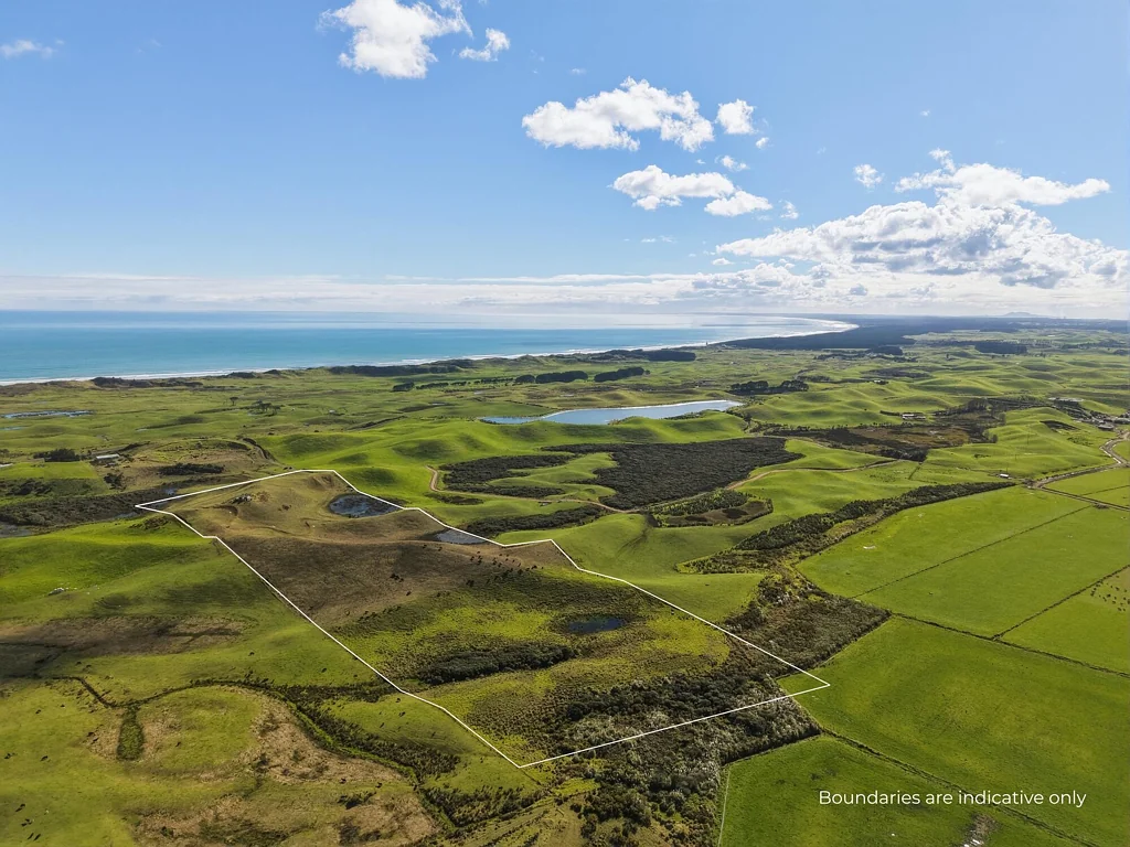 Ahipara Introducing  360 Degrees Near The Ninety
