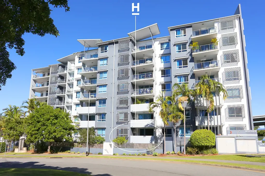 Varsity Lakes 2침실 Stunning Dual Key Apartment with Strong Returns!
