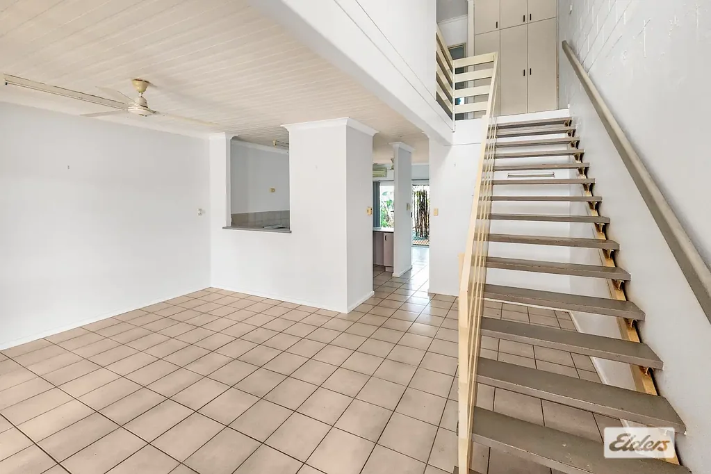 Katherine 2 Slaapkamer Tranquil 2 Bedroom Gem in Katherine: Courtyard, Pool, and Modern Comfort!
