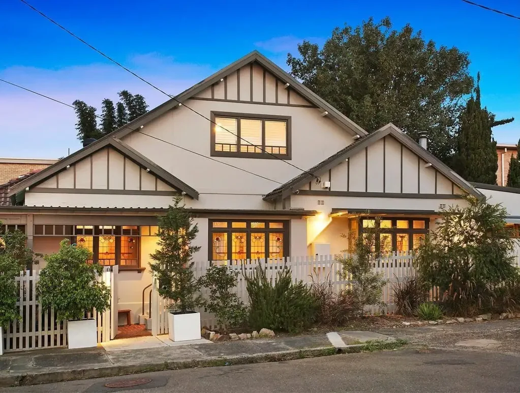 A Private Family Oasis for Effortless Entertaining