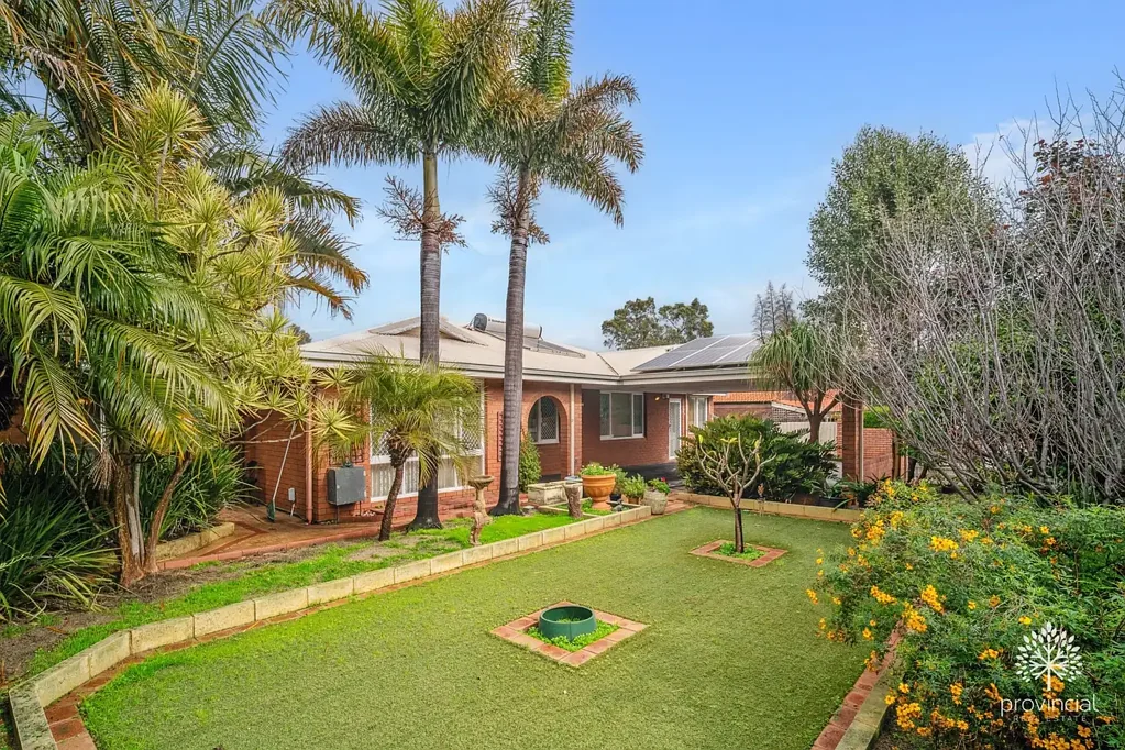 31 Andrew Street, Kalamunda, WA 6076