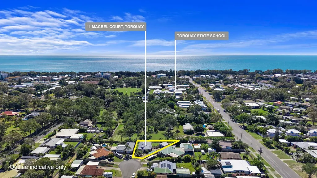 11 Macbel Court, Torquay, QLD 4655