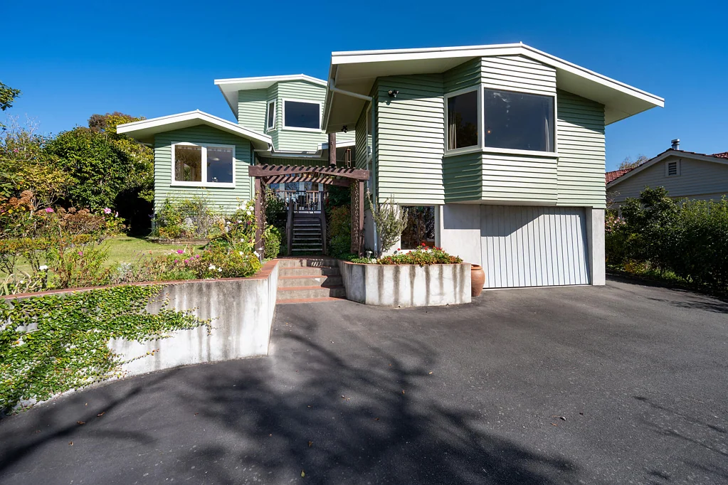Havelock North 4 Bedroom Enduring Style in a Prime Havelock Setting