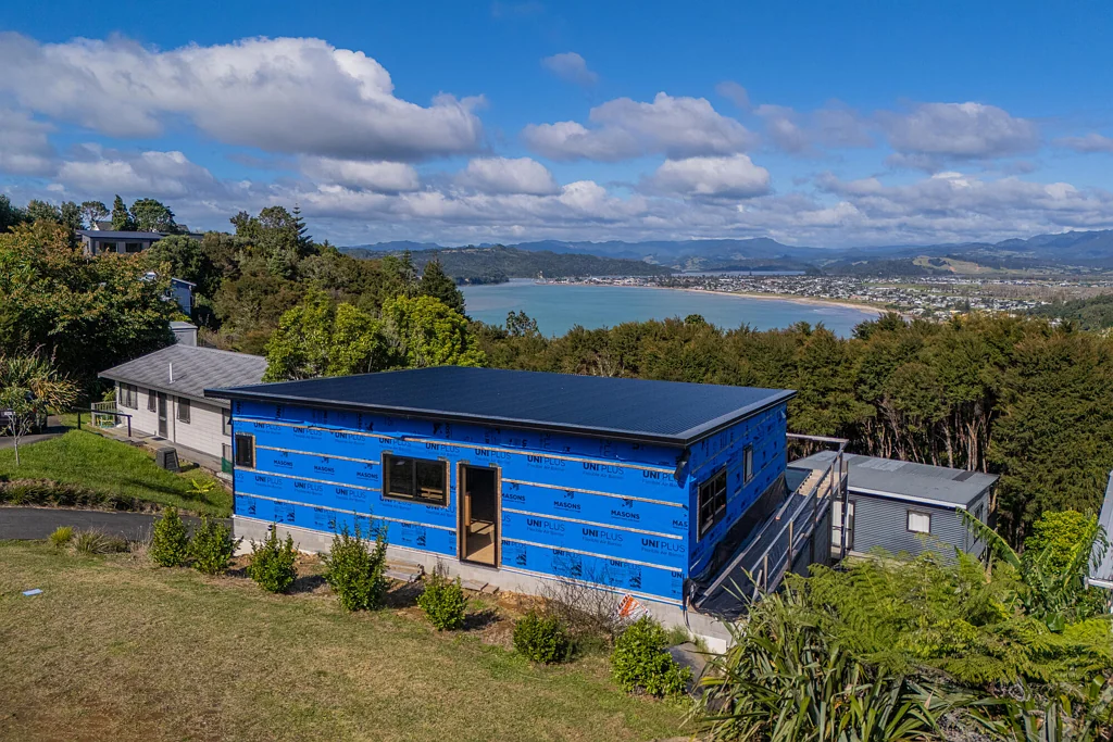 Whitianga 5غرفة نوم Must be sold - work to be done