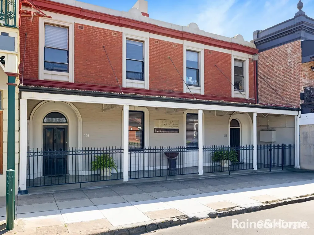 Bathurst 7Zimmer RARE MULTI-DWELLING INVESTMENT IN CBD LOCATION