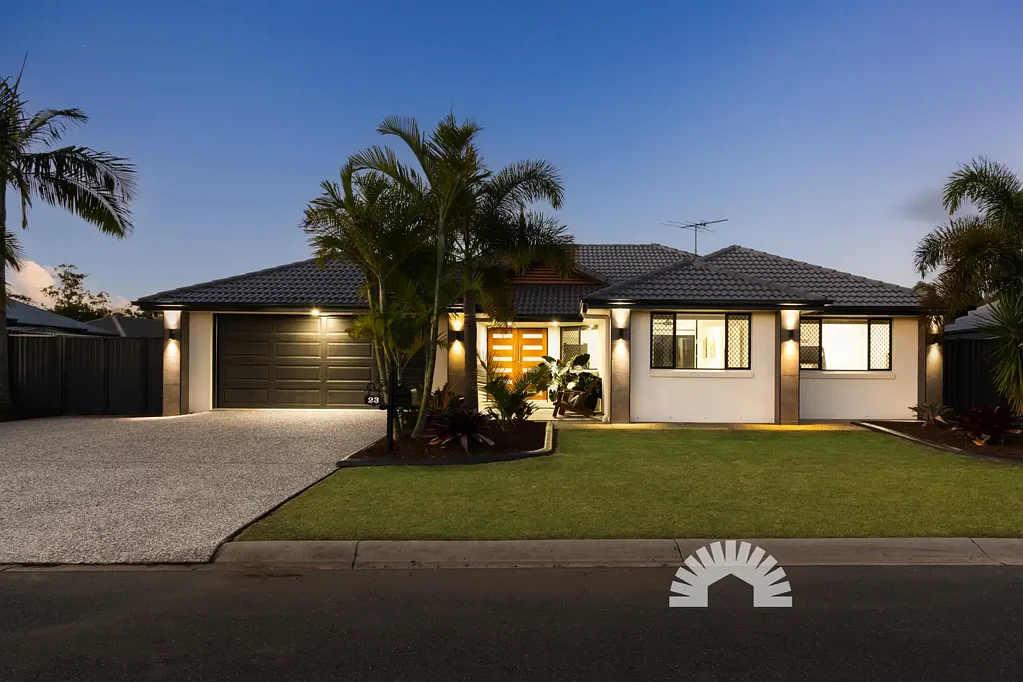 Narangba 5房  翻修至完美，兼具空间、风格与家庭舒适  Renovated to Perfection with Space, Style, and Family Comfort