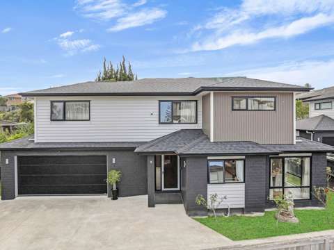 Bucklands Beach 5房  Modern Living in the Heart of Bucklands Beach!