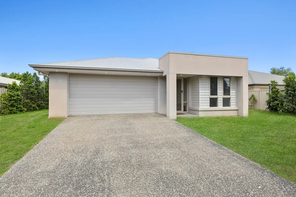18 Amber Street, Emerald, QLD 4720