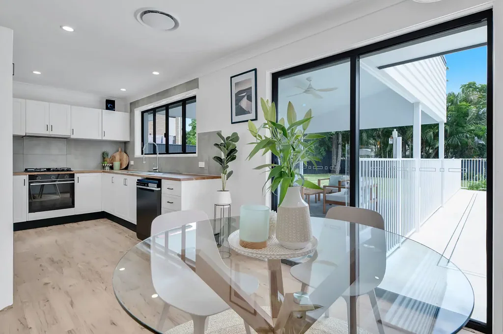 30 Murrumba Drive, Ashmore, QLD 4214
