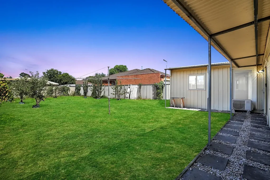 Melton South 3 Bedroom Unbeatable Location, Endless Potential!
