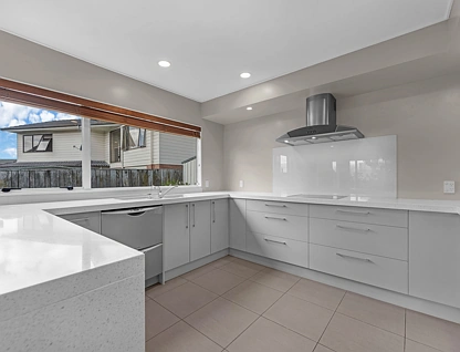 2/194 Bucklands Beach Road, Bucklands Beach, Manukau City, Auckland, 3房, 2浴, 独立屋