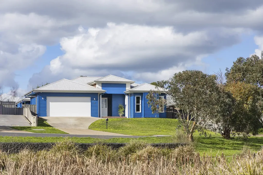 Kyneton 4Zimmer A Thoughtfully Designed Home for Modern Family Life