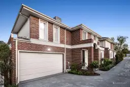 2/11 June Crescent, Templestowe