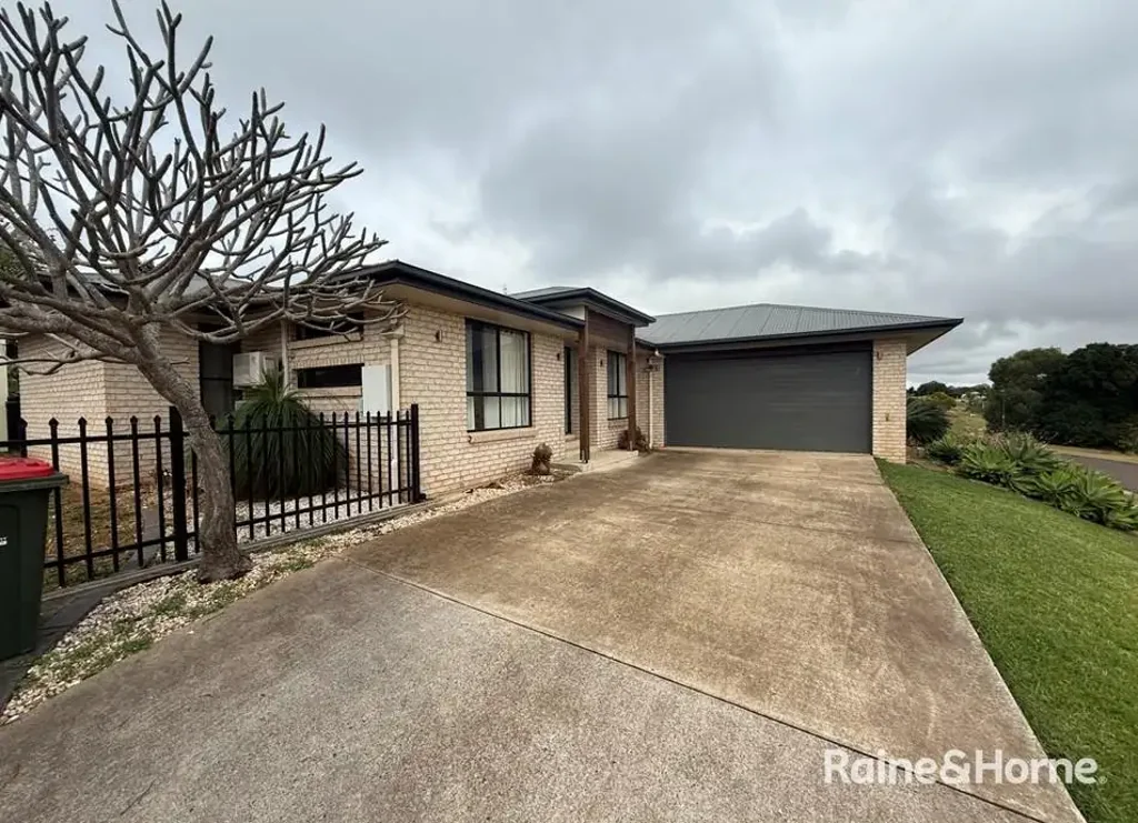 6 Bernard Crescent, Kingaroy, QLD 4610