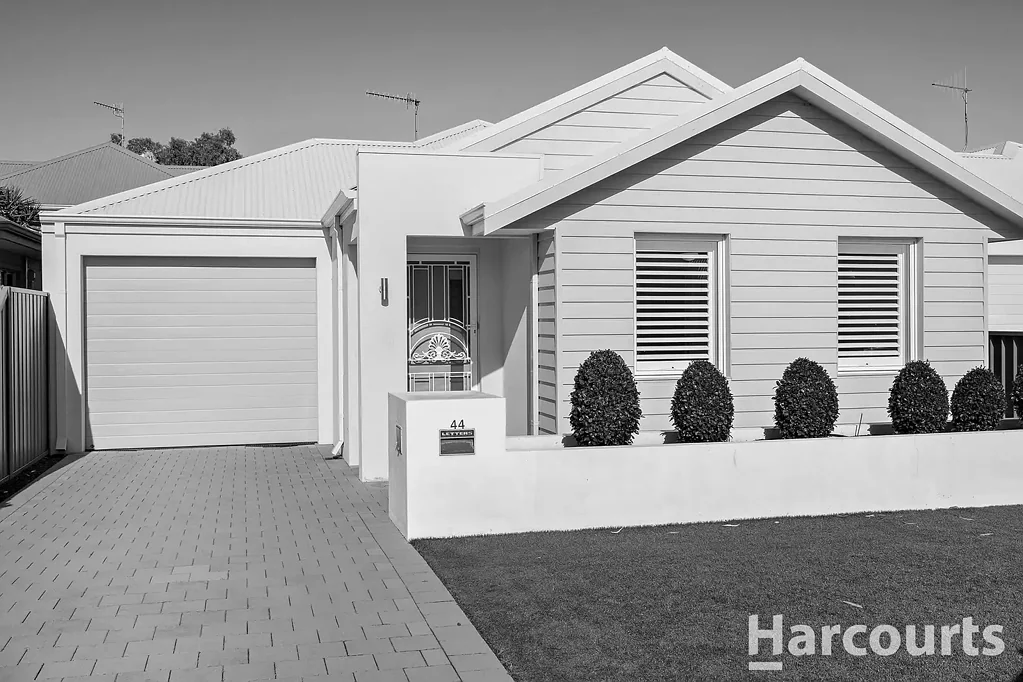44 Encourage Loop, Dudley Park, WA 6210
