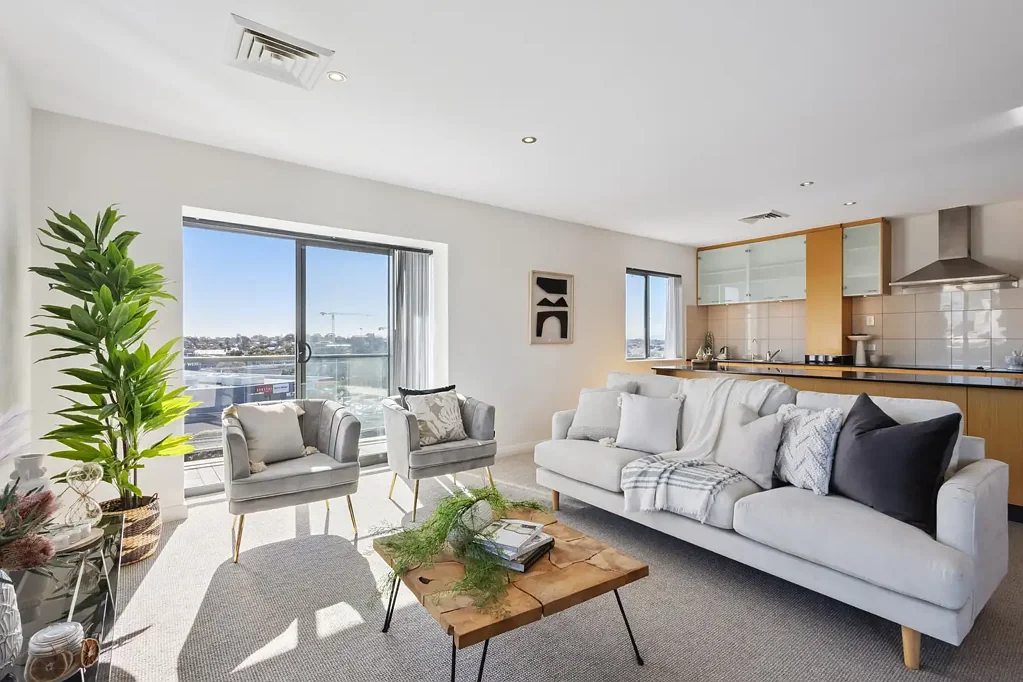 West Perth 3 Bedroom Penthouse Living Among the Treetops of West Perth