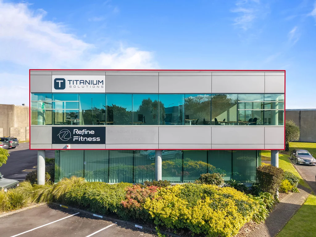 Albany  Classy 168sqm Albany office, seven car parks