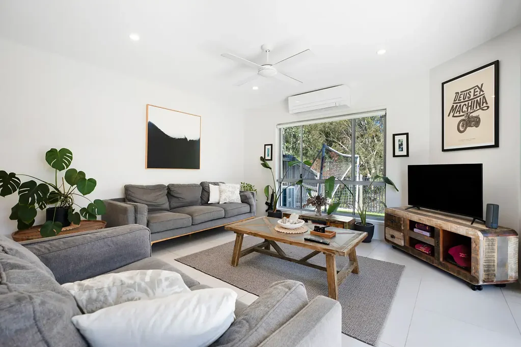 Peregian Springs 4Zimmer Rare Golf Course DUAL-KEY Opportunity with Exceptional Lifestyle & Investment Appeal