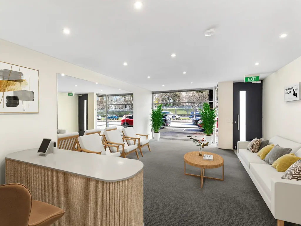 South Melbourne 2chambre HIGHLY MOTIVATED SELLER IF SOLD BEFORE THEIR PLANNED MOVE OVERSEAS IN AUGUST