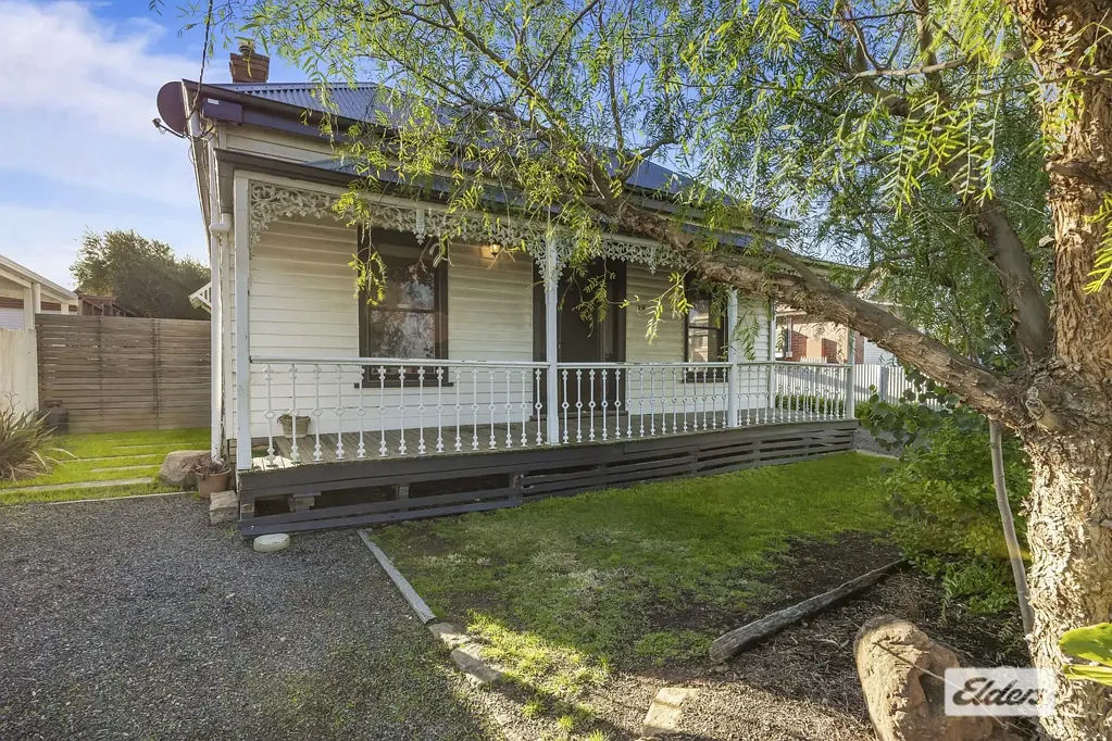 Stawell 5ห้องนอน Timeless Elegance in a Prime Central Location