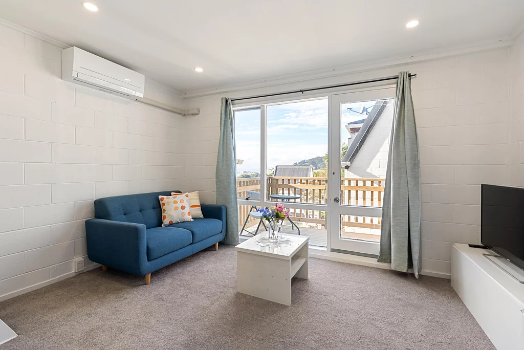 Mount Cook 3 Bedroom SUNNY CITY & HARBOUR VIEWS + CARPARK!