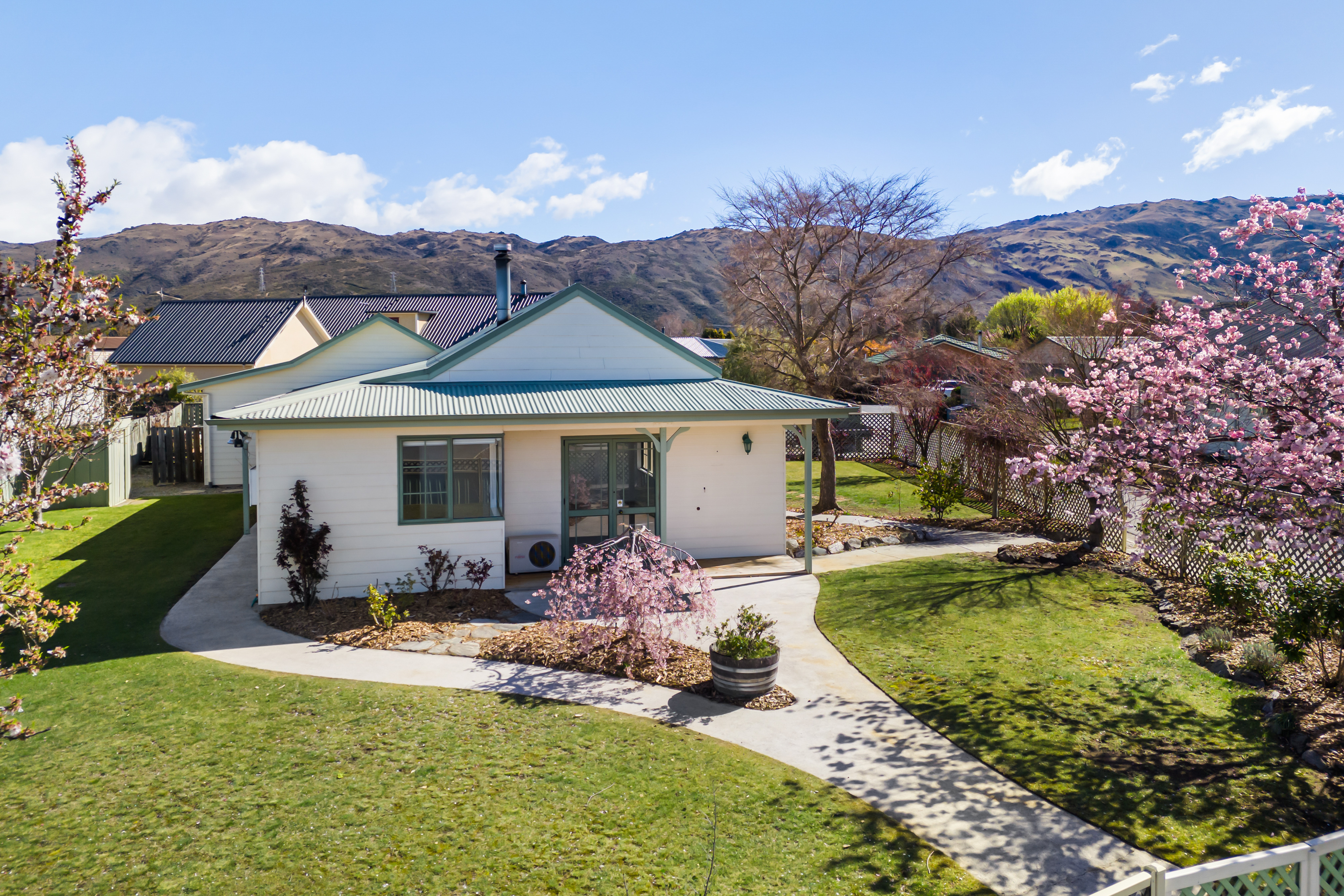 10 Albert Drive, Clyde, Otago, 3 Schlafzimmer, 2 Badezimmer, House