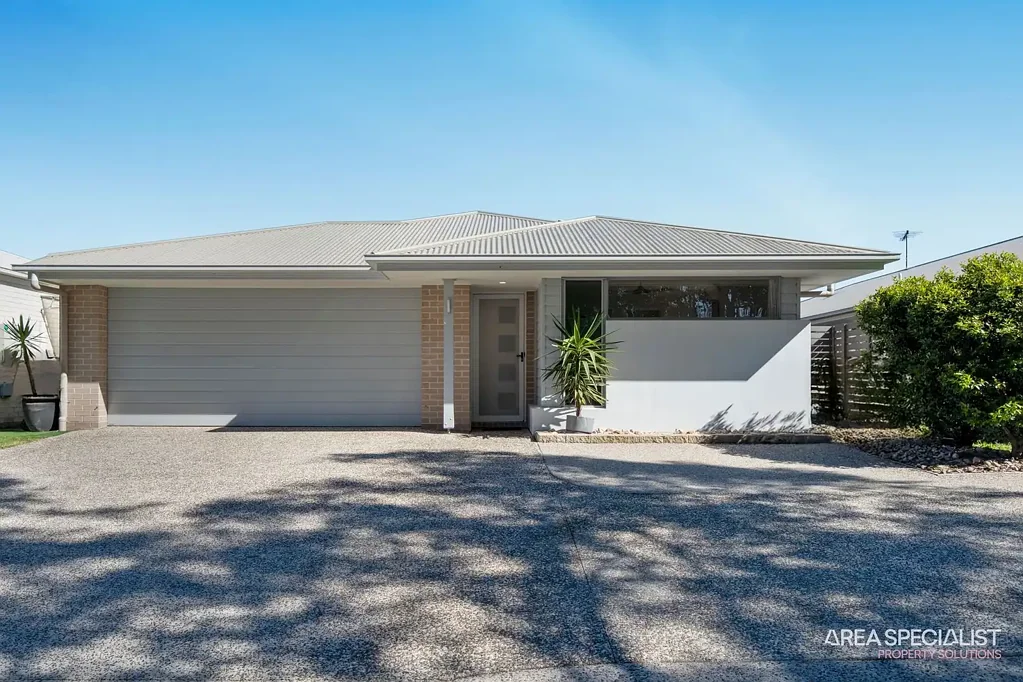 21 Helmore Road, Jacobs Well, QLD 4208