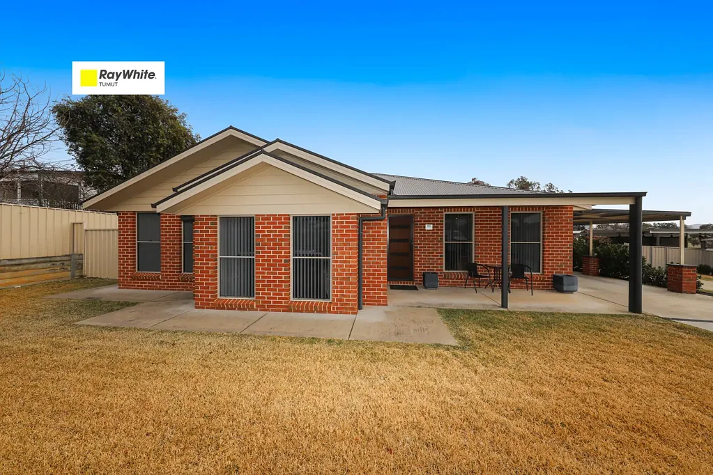 Tumut 3 Bedroom "Absolutely Perfect!"