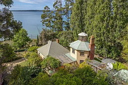 100 Esplanade Road, Middleton