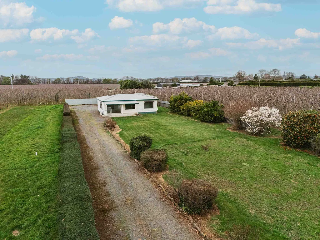 Twyford 3Kwarto Twyford Lifestyle Starter - Massive Potential & Prime Location!