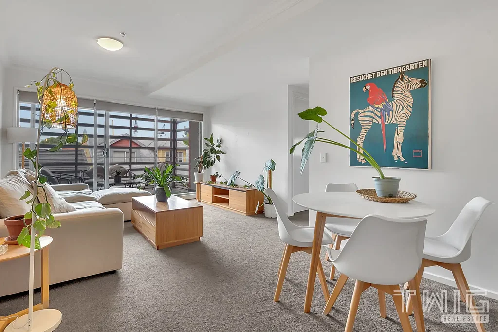Brunswick 2 Bedroom Spacious and Secluded City-Edge Style