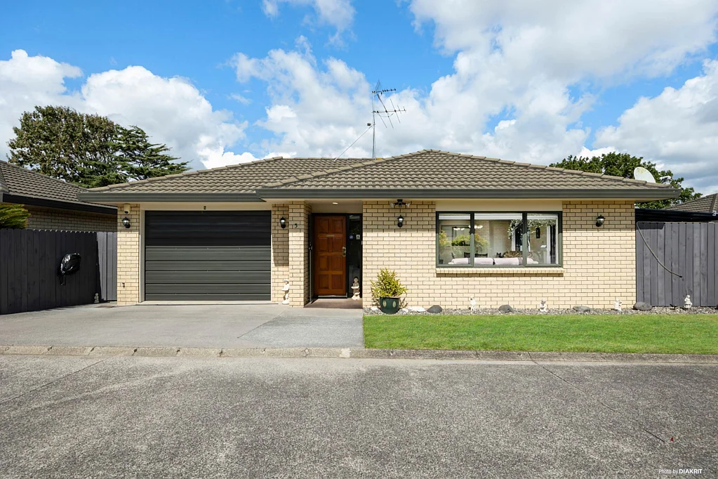 Papatoetoe 3Zimmer Welcome Home,- Freehold title, No body Corp!
