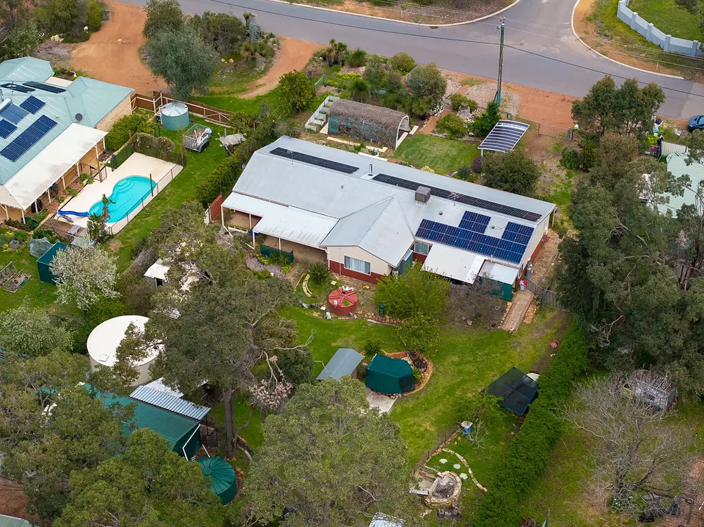 410 Samuel Street, Mount Helena, WA 6082