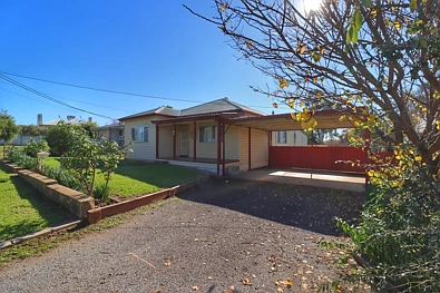 Cowra 4Habitaciones Spacious Family Living with Endless Petential
