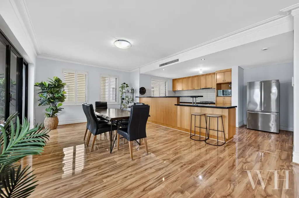 North Fremantle 3chambre Exclusive Waterfront Living: Lifestyle Ease & Prestige