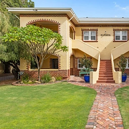 1/101 Smyth Road, Nedlands
