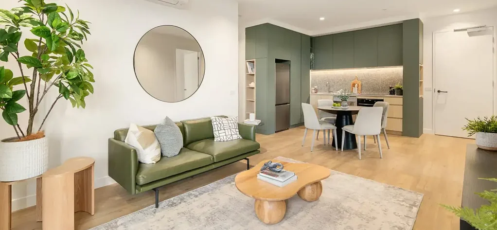 Macquarie Park 2房 Stunning spacious公寓 Premium finishes 20mm engineered stone benchtops Elegant splashbacks Modern downlights Move-in Ready Built-in microwave Fully integrated designer fridge Macquarie Park核心 Macquarie Shopping Centre Macquarie University Hospital Effortles Strategic Location, Premium Finishes | Walk to Metro, Uni & Retail