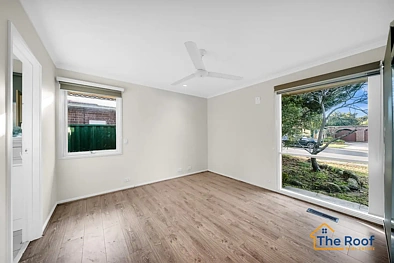 72 Gretel Grove, Melton, VIC 3337, 3房, 2浴, House