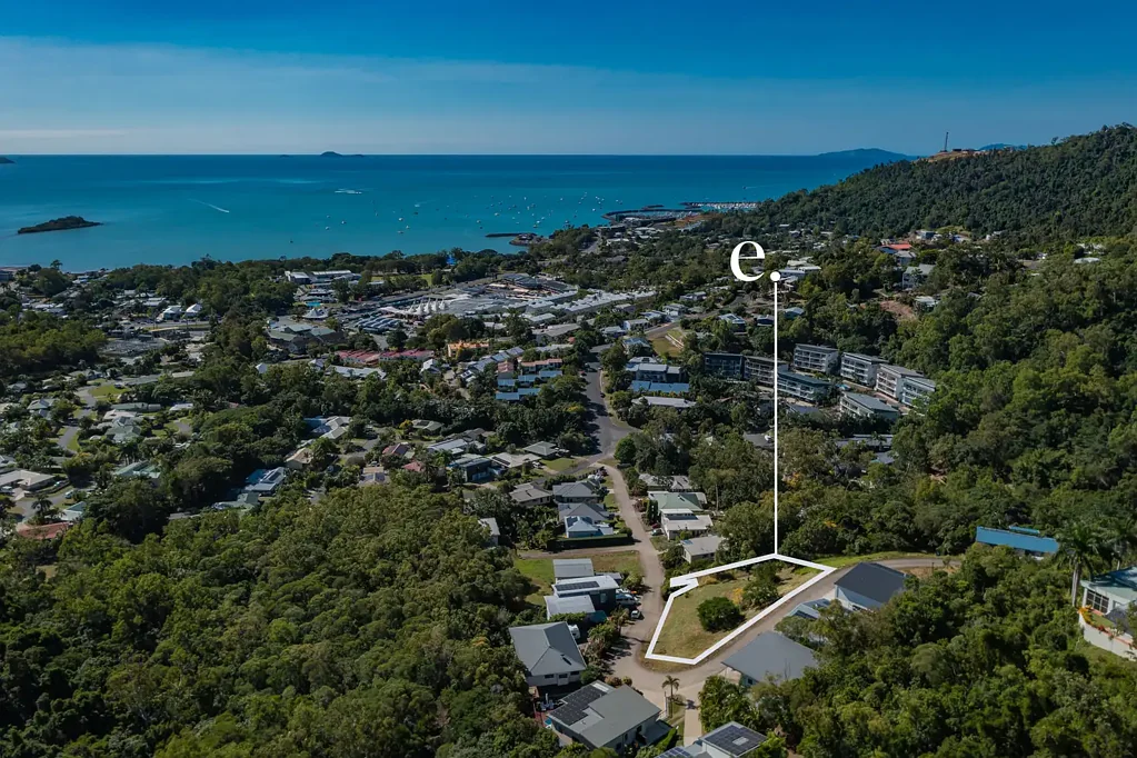 Cannonvale Elevated 1,005m² Corner Block with Sweeping Island Views