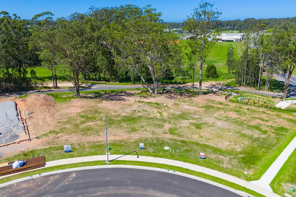 Thrumster  Unlock the Potential: Prime Vacant Land in Thriving Thrumster