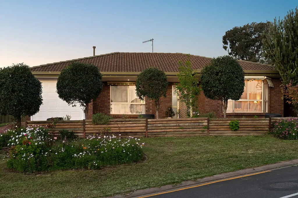 Hillbank 5Zimmer Expansive Family Living with Space to Gather, Entertain & Unwind.