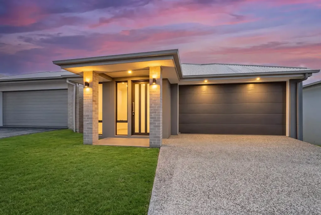 Morayfield 4Kwarto Contemporary Family Living in the Heart of Morayfield