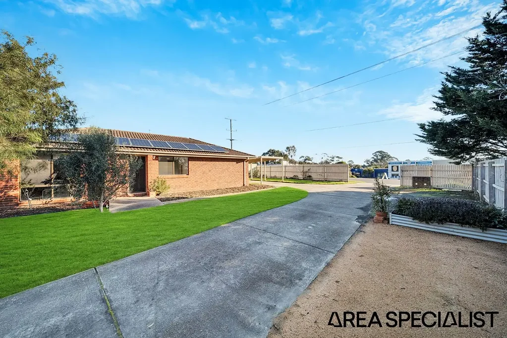 Langwarrin 3房 简介：理想首套房、投资或换小房产，地理位置优越 The Brief: Perfect First Home, Investment or Downsizer in an Outstanding Location