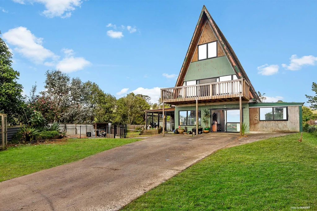 Tuakau 3Moenga Unique Lifestyle Opportunity with Untapped Pot...