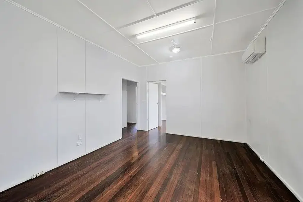 Highset Home Opposite the River Bundaberg East