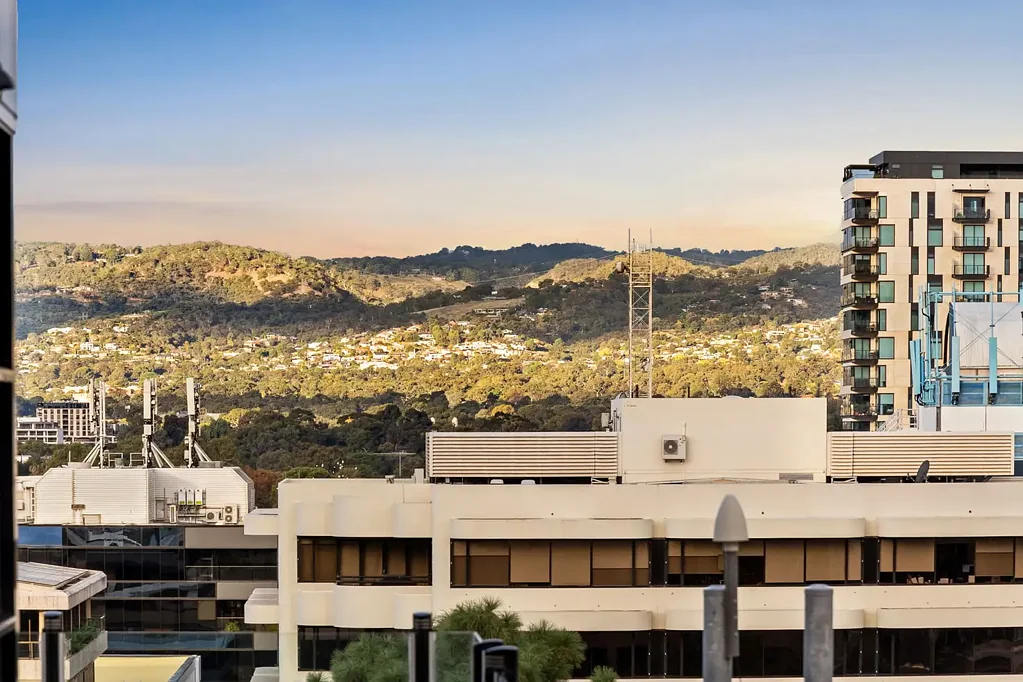 Adelaide 3房  Effortless City Living In The Heart Of Adelaide CBD