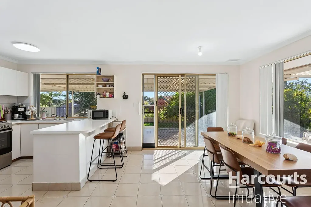 Mirrabooka 3 Bedroom Spacious Living on a Generous Block