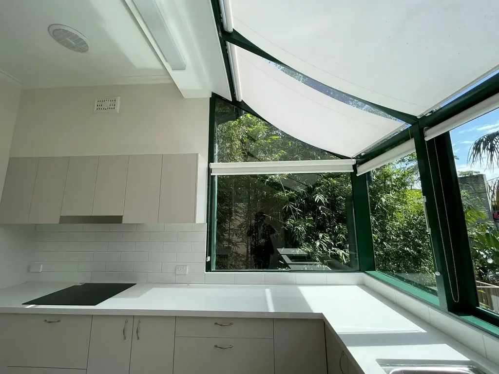 STUNNING 3-BEDROOM APARTMENT